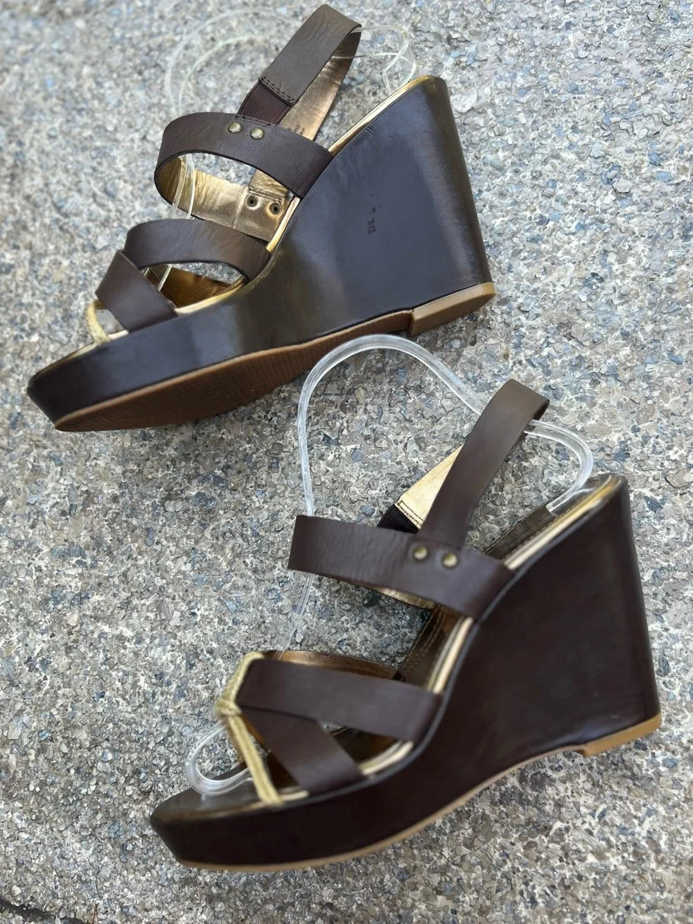 TAHARI India Strappy  Brown Wedge Sandals with Twine accent-size 8